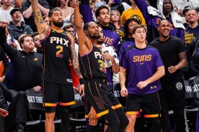 乐鱼体育注册-包含菲尼克斯太阳赛后豪取连胜，志在NBA季后赛名次提升，球迷炸锅，纪律约束更严格的词条