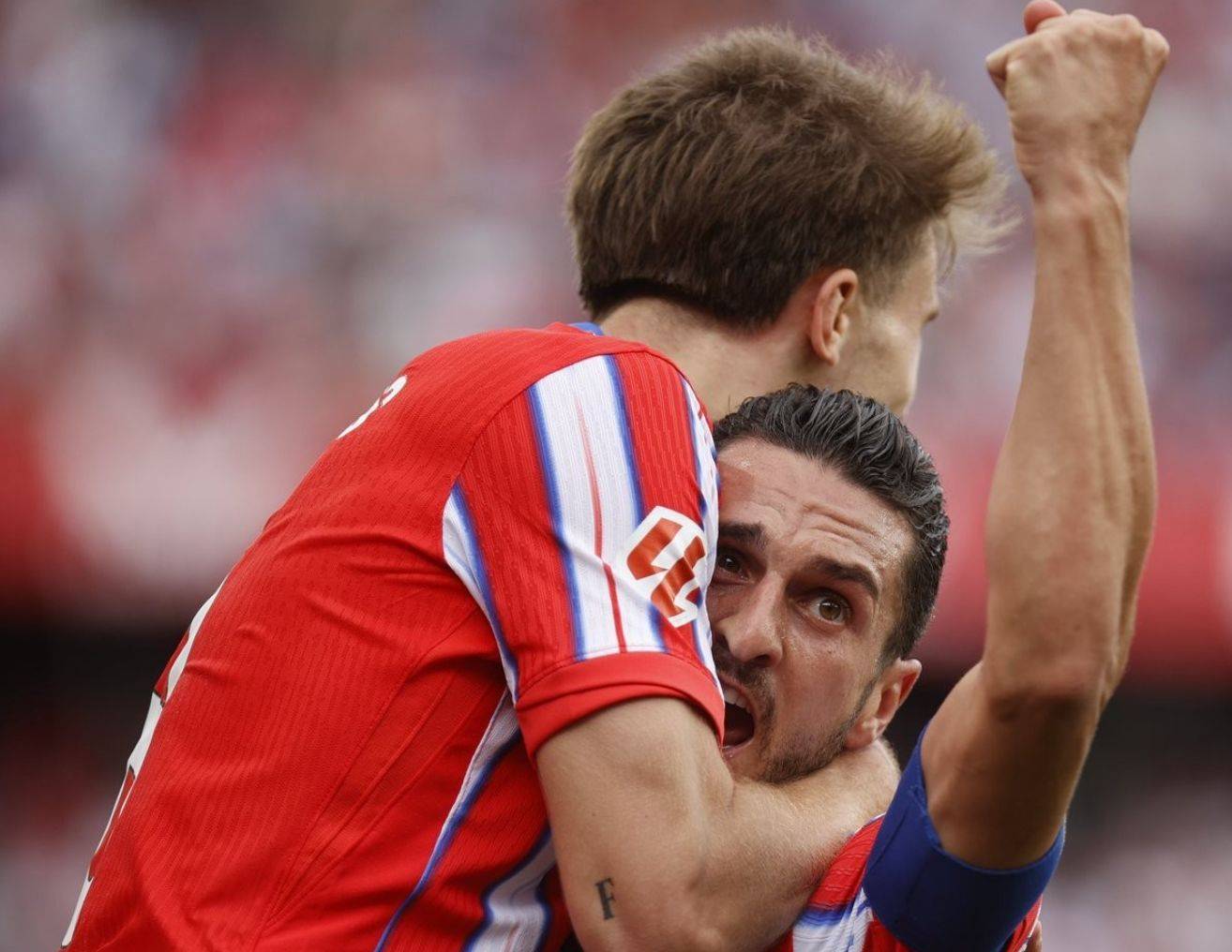 关于西甲转会期再迎强敌，西汉姆伤情更新，主帅态度：更衣室稳定，团队化学反应显著的信息