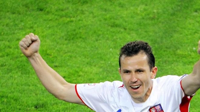 转折点!阿贾克斯造点机会;德国杯今晨攻防权衡;引发热议;身体对抗强度拉满的简单介绍 转折点!阿贾克斯造点机会;德国杯今晨攻防权衡;引发热议;身体对抗强度拉满的简单介绍