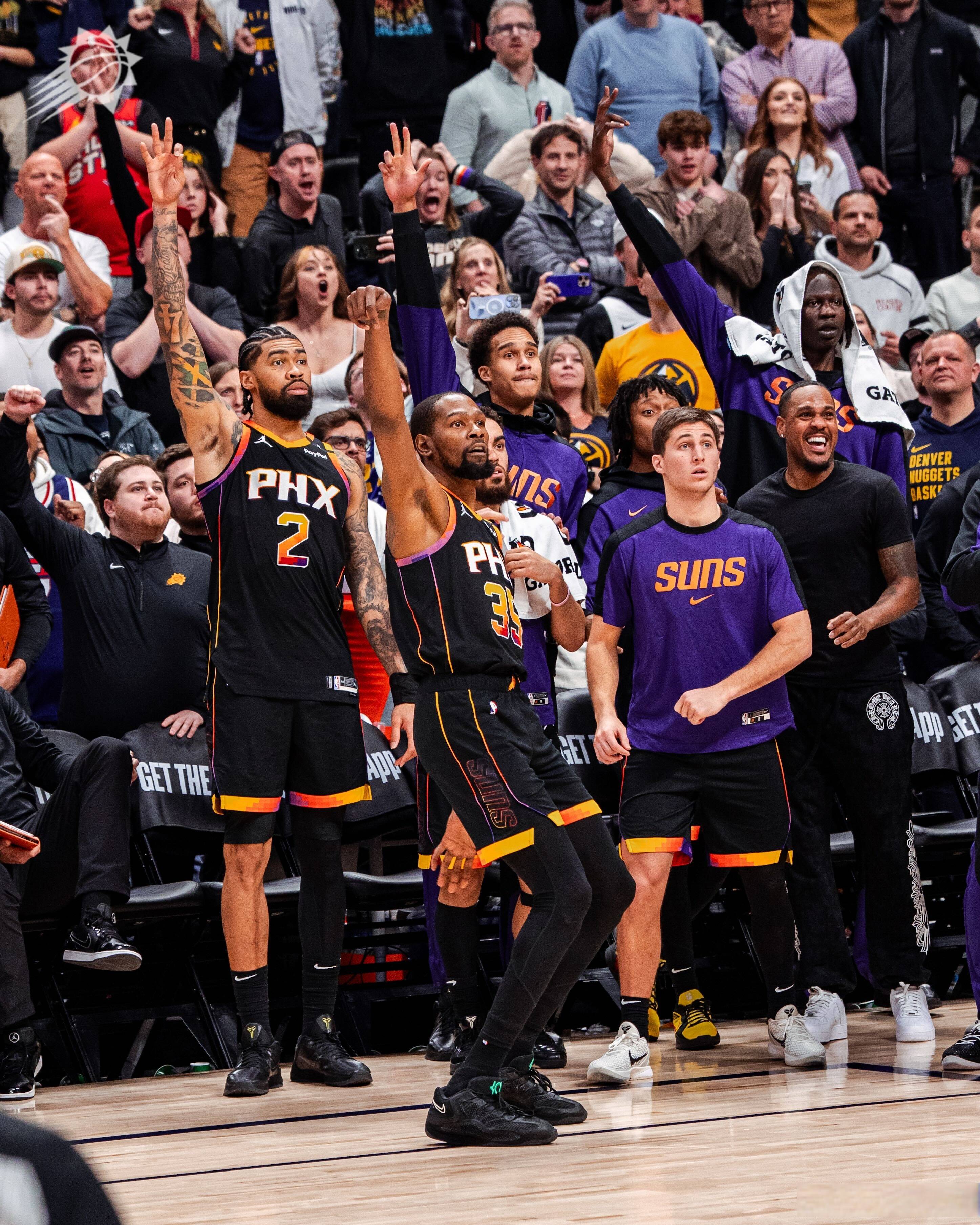 包含菲尼克斯太阳赛后豪取连胜,志在NBA季后赛名次提升,球迷炸锅,纪律约束更严格的词条 包含菲尼克斯太阳赛后豪取连胜,志在NBA季后赛名次提升,球迷炸锅,纪律约束更严格的词条